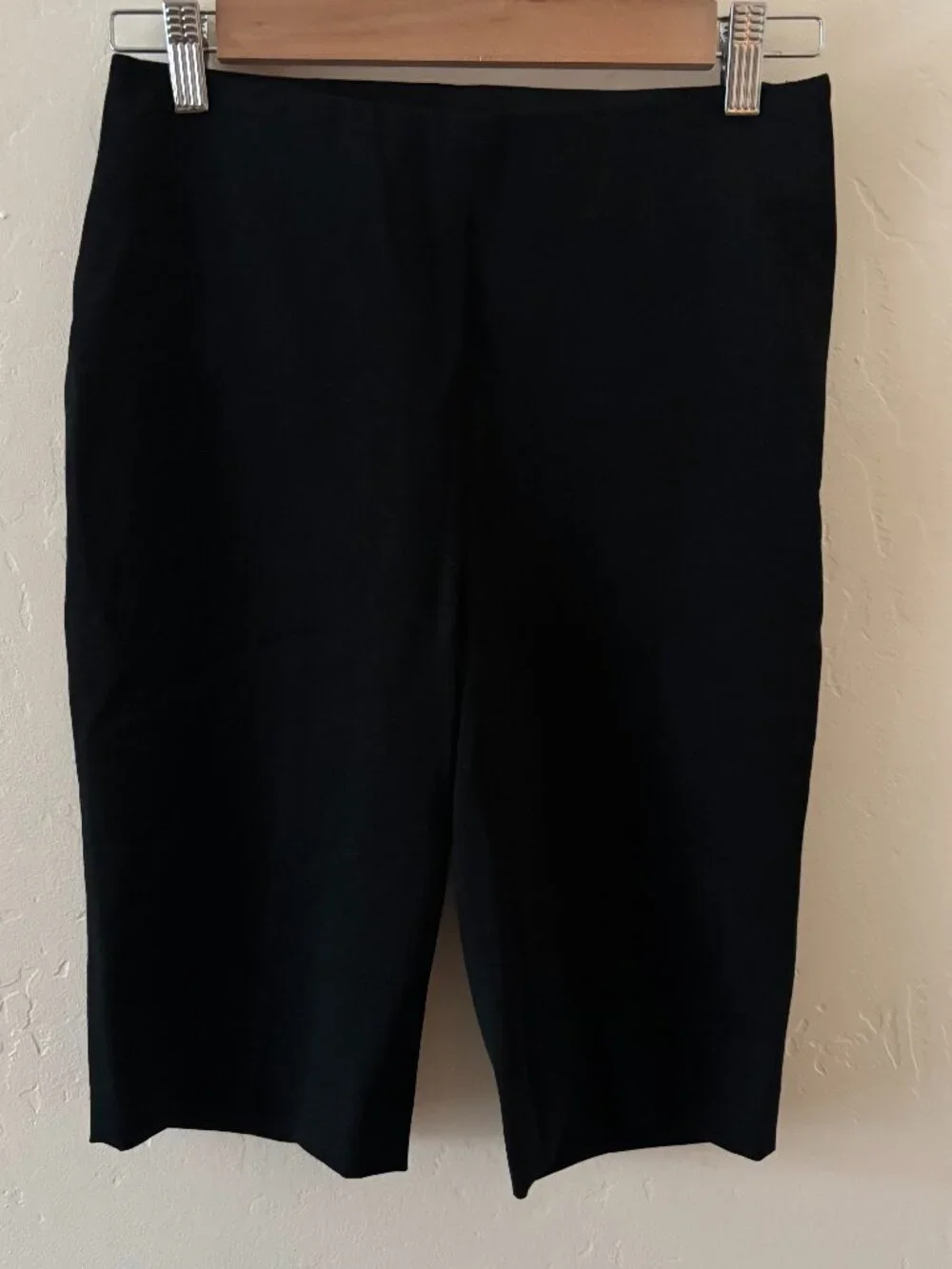 H&M black business shorts